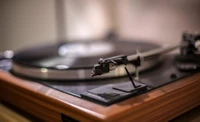 Lecteur de Vinyle Rétro : La Technologie Classique Rencontre le Son Incontournable