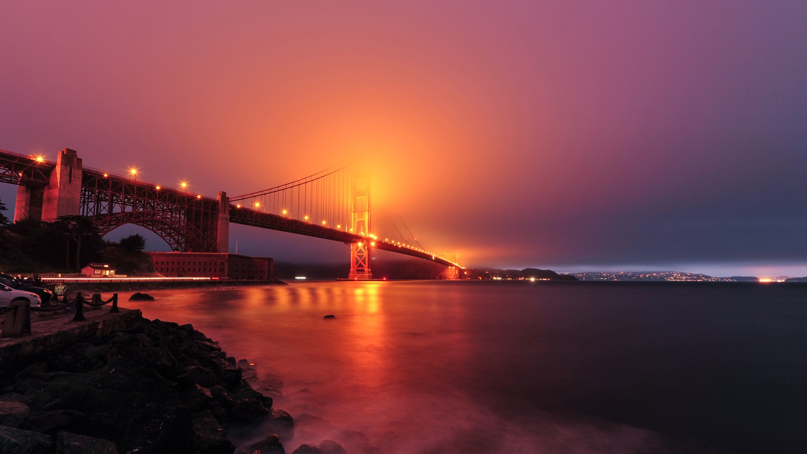 Вид на мост золотые ворота ночью с пляжа (мост золотые ворота, golden gate bridge, море, горизонт, мост)