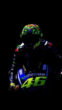 Passeio noturno: Valentino Rossi em uma motocicleta de terra, 2017