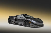 McLaren 570S: Um supercarro elegante e poderoso em um deslumbrante acabamento preto e dourado