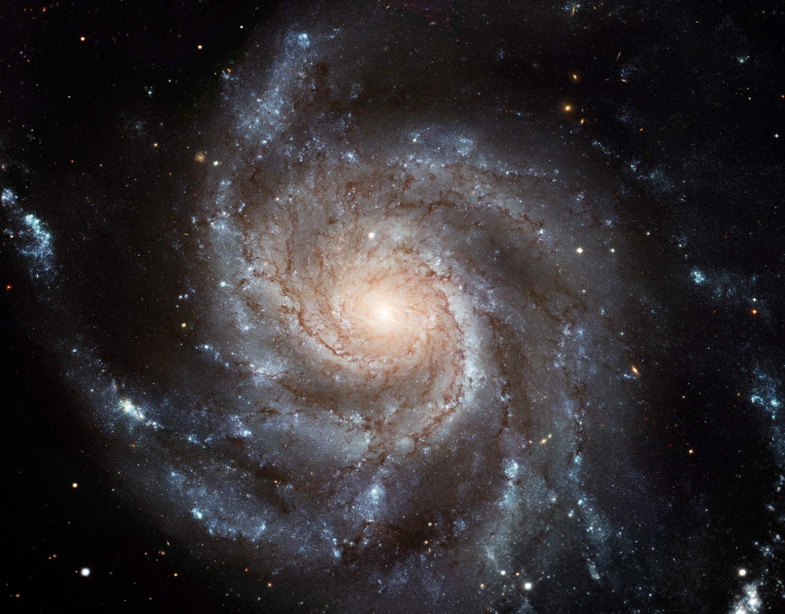 Um close de uma galáxia espiral com uma estrela ao fundo (galáxia, galáxia espiral, telescópio espacial hubble, astronomia, objeto astronômico)