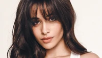 Camila Cabello: Beleza Cativante em uma Impressionante Sessão de Fotos