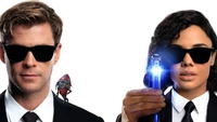 Men in Black: International - Chris Hemsworth und Tessa Thompson mit Spawny