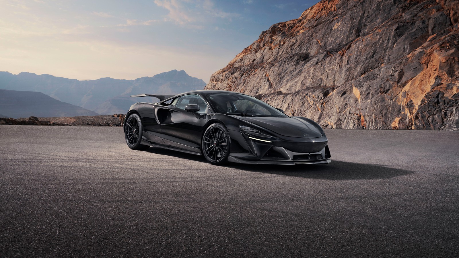 Der neue acr ist ein eleganter, moderner sportwagen (mclaren artura, novitec, 2024, 5k, 8k)