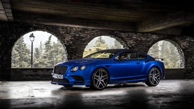 Éblouissant Bentley Continental GT bleu : Un grand tourer de luxe personnel