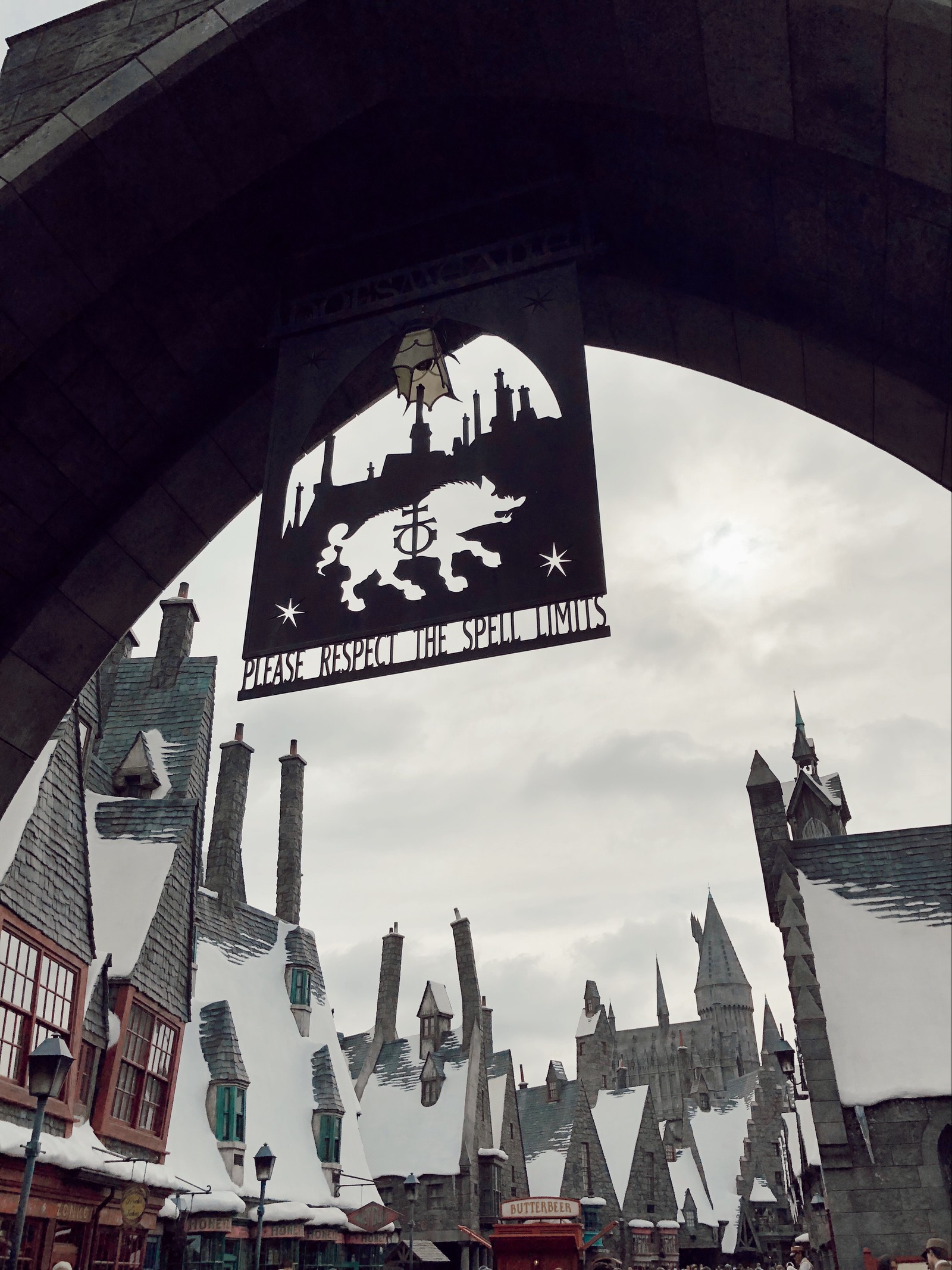 diagon alley, hogwarts, universal orlando, arch, landmark Download Wallpaper