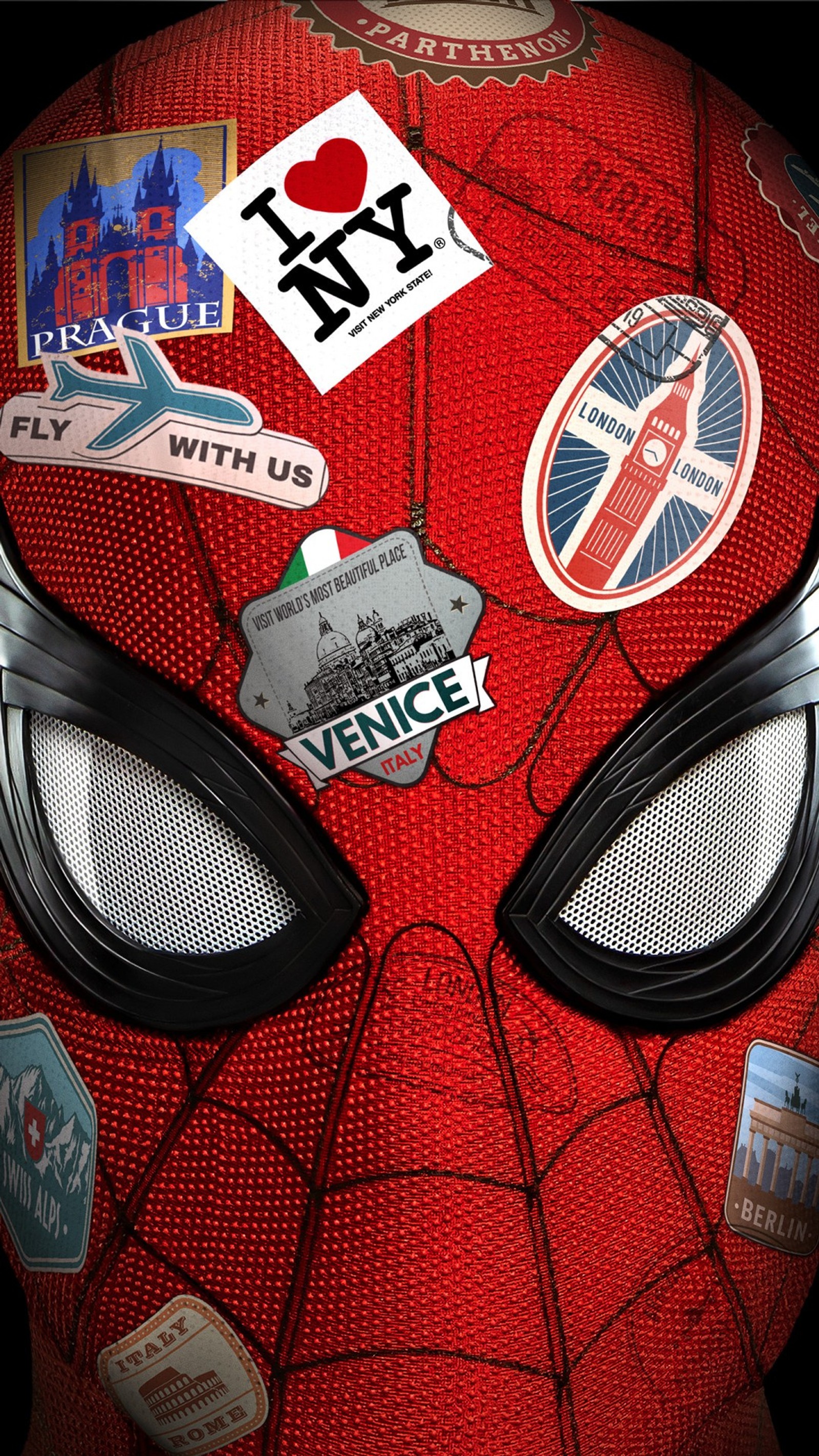 Un masque de spider-man avec des autocollants dessus (spider man loin des siens, spider man far from home, spider man, films)