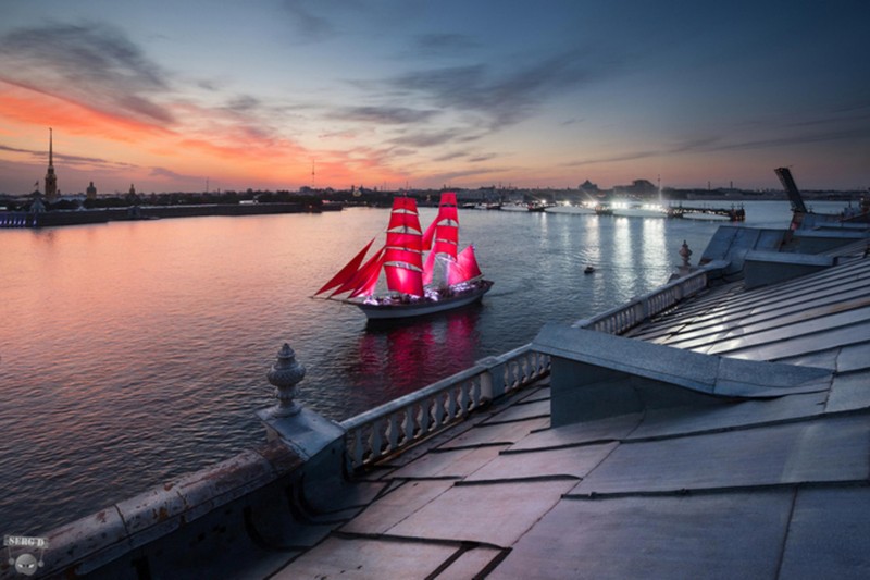 Парусная лодка на воде на закате в гавани (санкт петербург, saint petersburg, вода, закат, лодка)