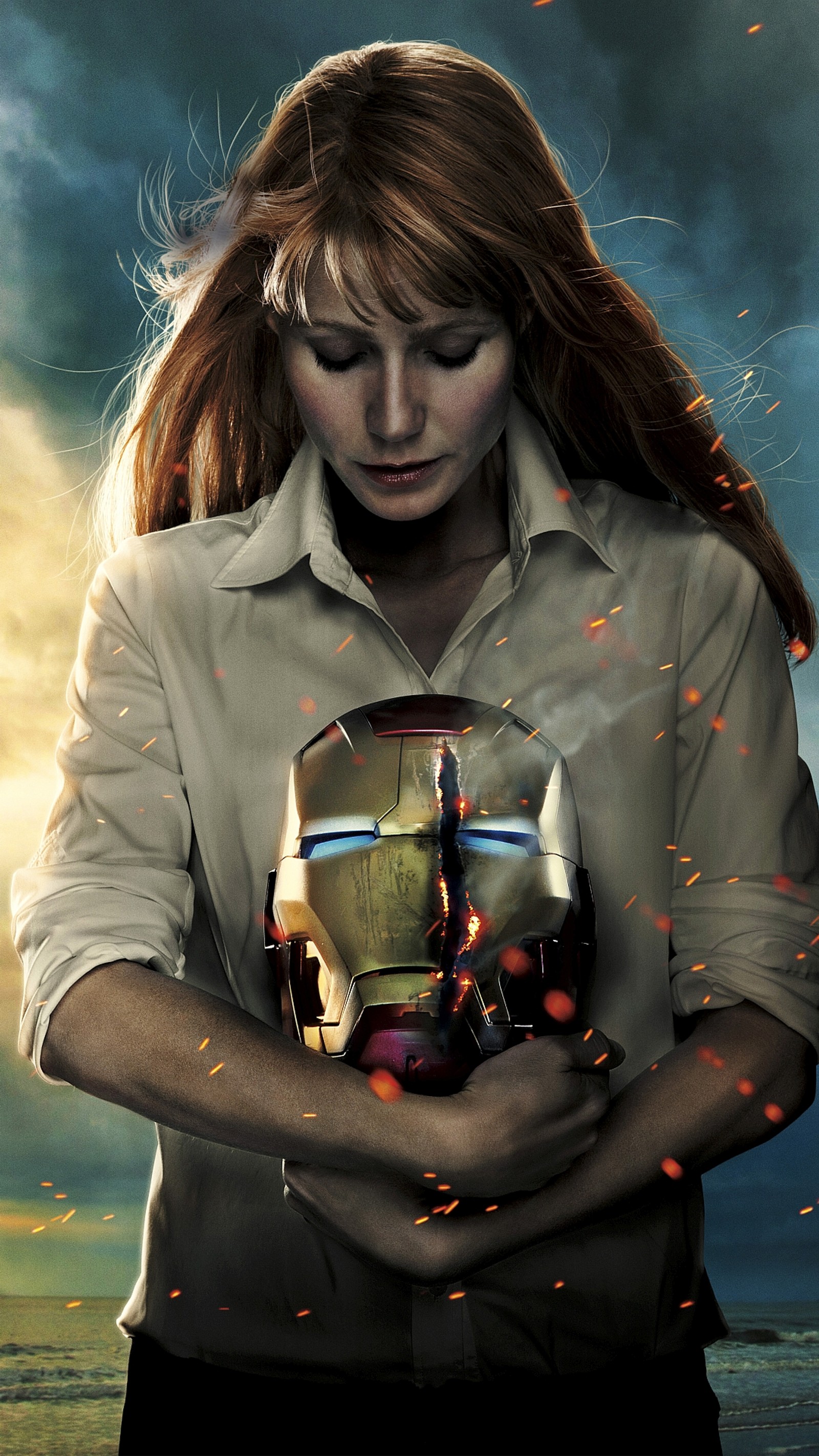 Affiche des avengers : l'ère d'ultron avec une femme tenant un casque (actrice américaine, food writer, gwyneth paltrow, chanteur)