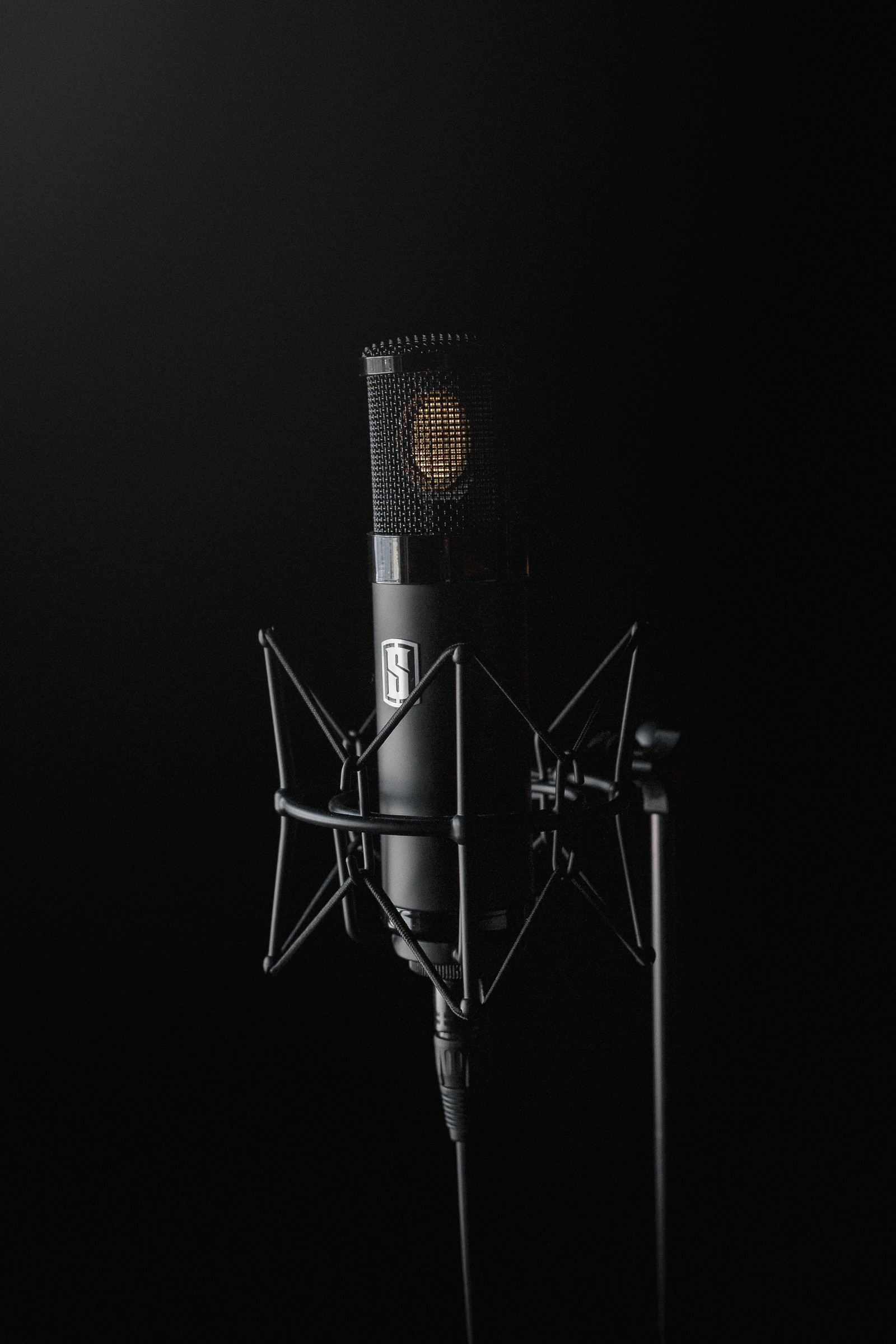 audio equipment, microphone, technology, recording studio, microphone stand wallpaper