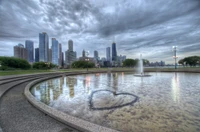 Herzreflexion im urbanen Skyline von Chicago