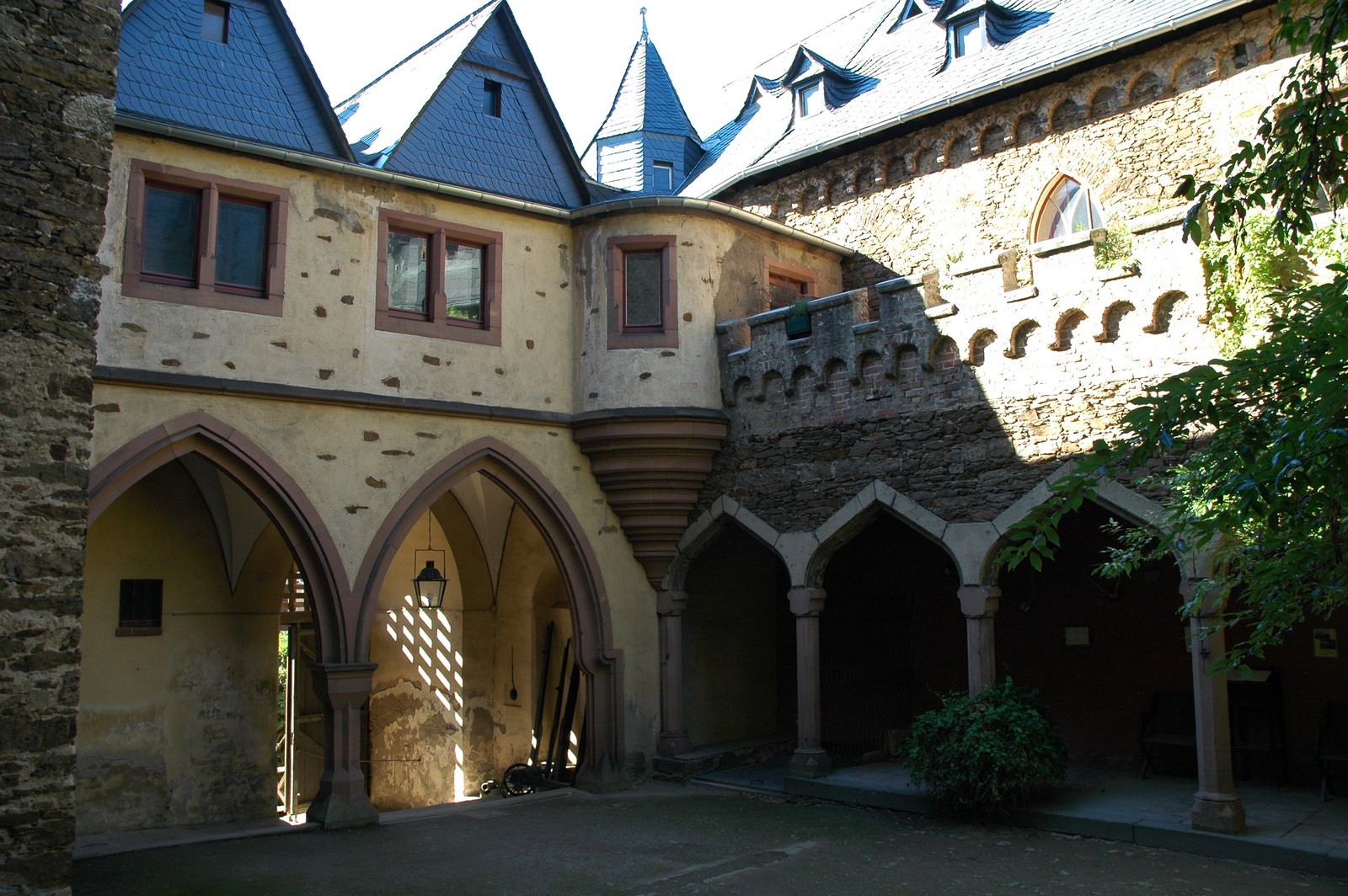 Téléchargez le fond d'écran château, bâtiment, architecture médiévale, propriété, façade