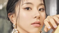 Chaeyoung von TWICE: Fesselnde Eleganz und Charme