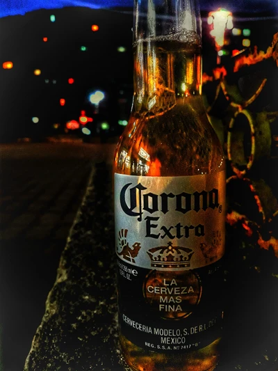 cerveja, garrafa, coroa, luzes, noite