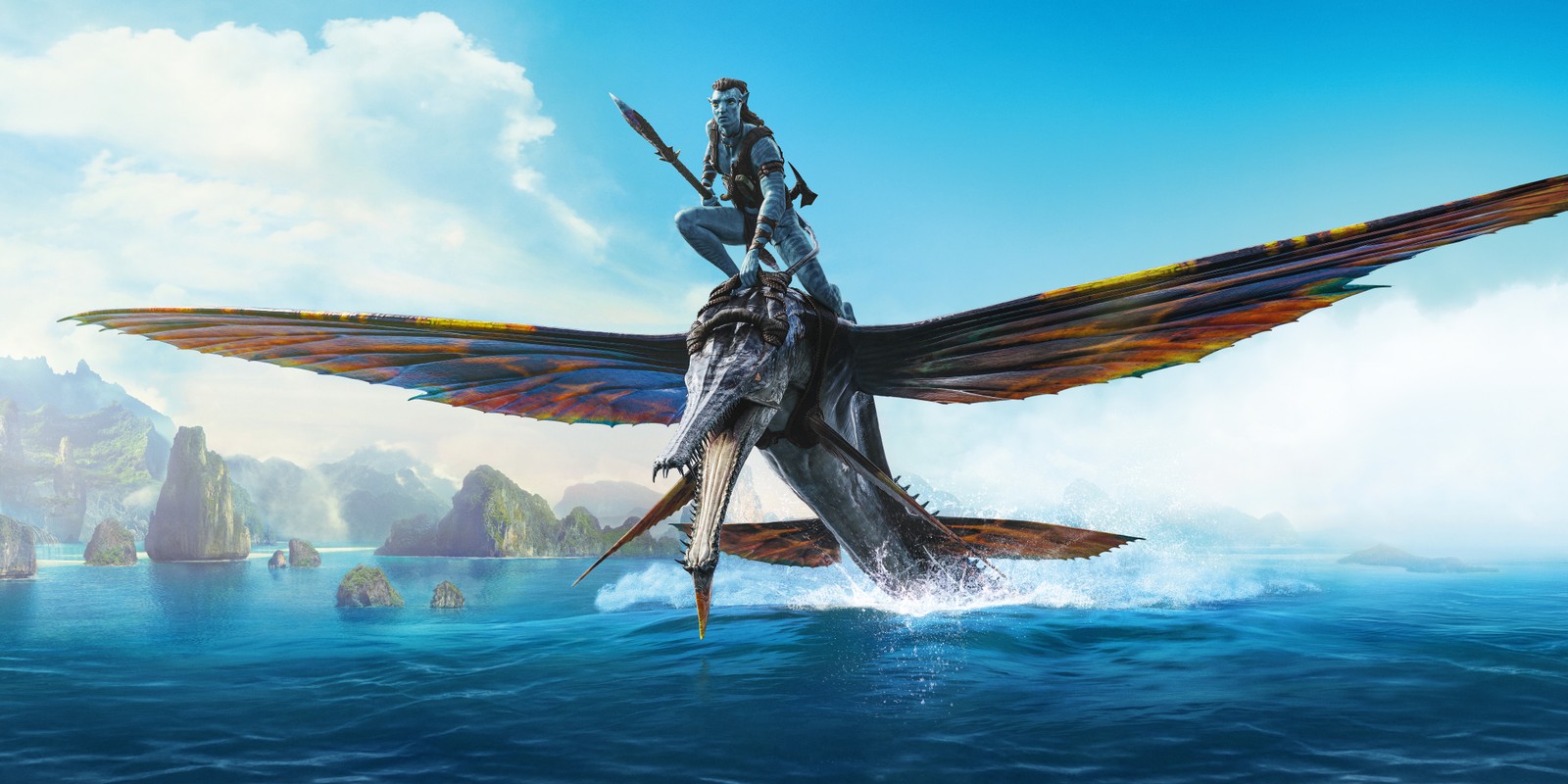 A man riding on top of a flying bird in the ocean (jake sully, avatar the way of water, avatar 2, 2022 movies, 5k)