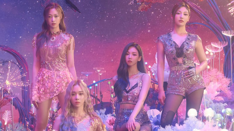 Группа girls' generation выходит на сцену (aespa, 에스파, kpop, девичья группа k pop, девочки)