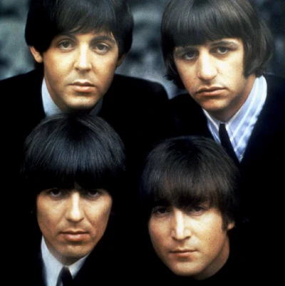 Los Beatles: Retrato icónico de cuatro leyendas de la música