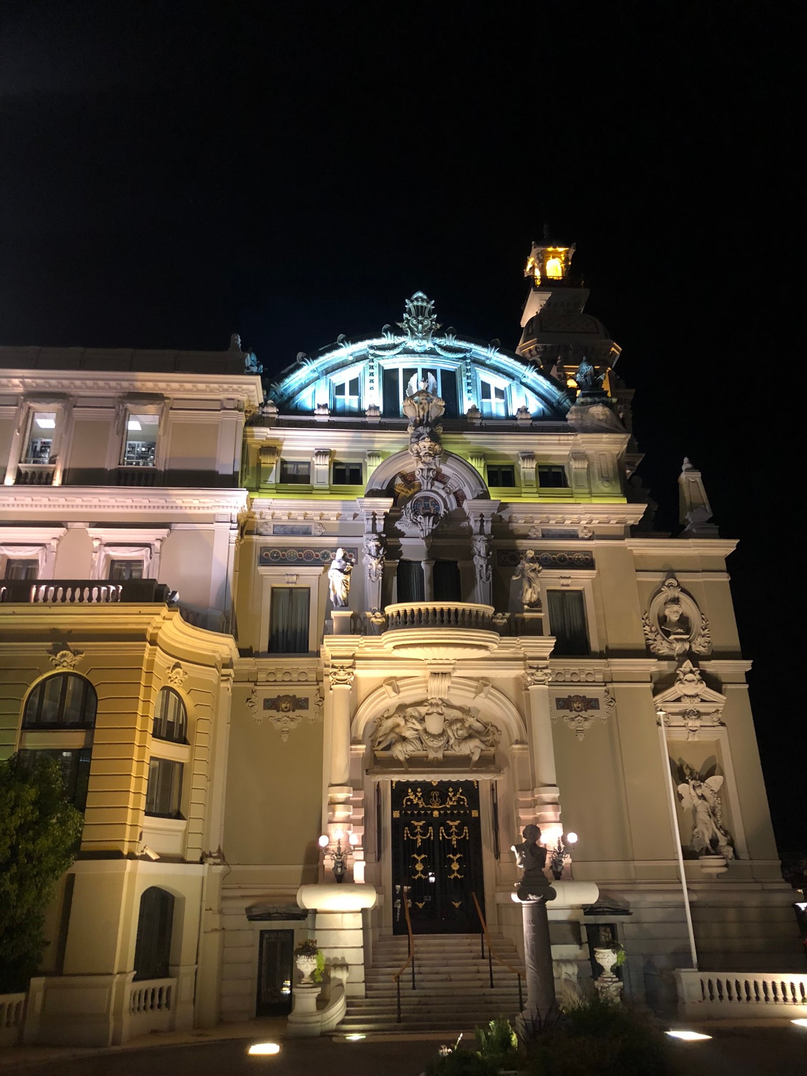 landmark, night, architecture, facade, sculpture wallpaper