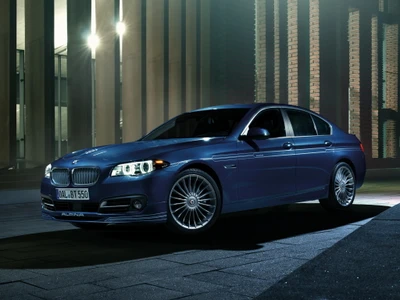 Alpina B3: Luxo executivo com rodas de liga leve