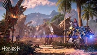 Aloy chevauche une monture mécanique à travers un paysage complexe et vibrant rempli de ruines et de végétation luxuriante dans Horizon Forbidden West.