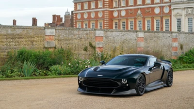 Aston Martin Victor: Un impresionante hypercar en un entorno histórico