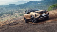 Tata Safari: Élégance robuste dans l'étreinte de la nature