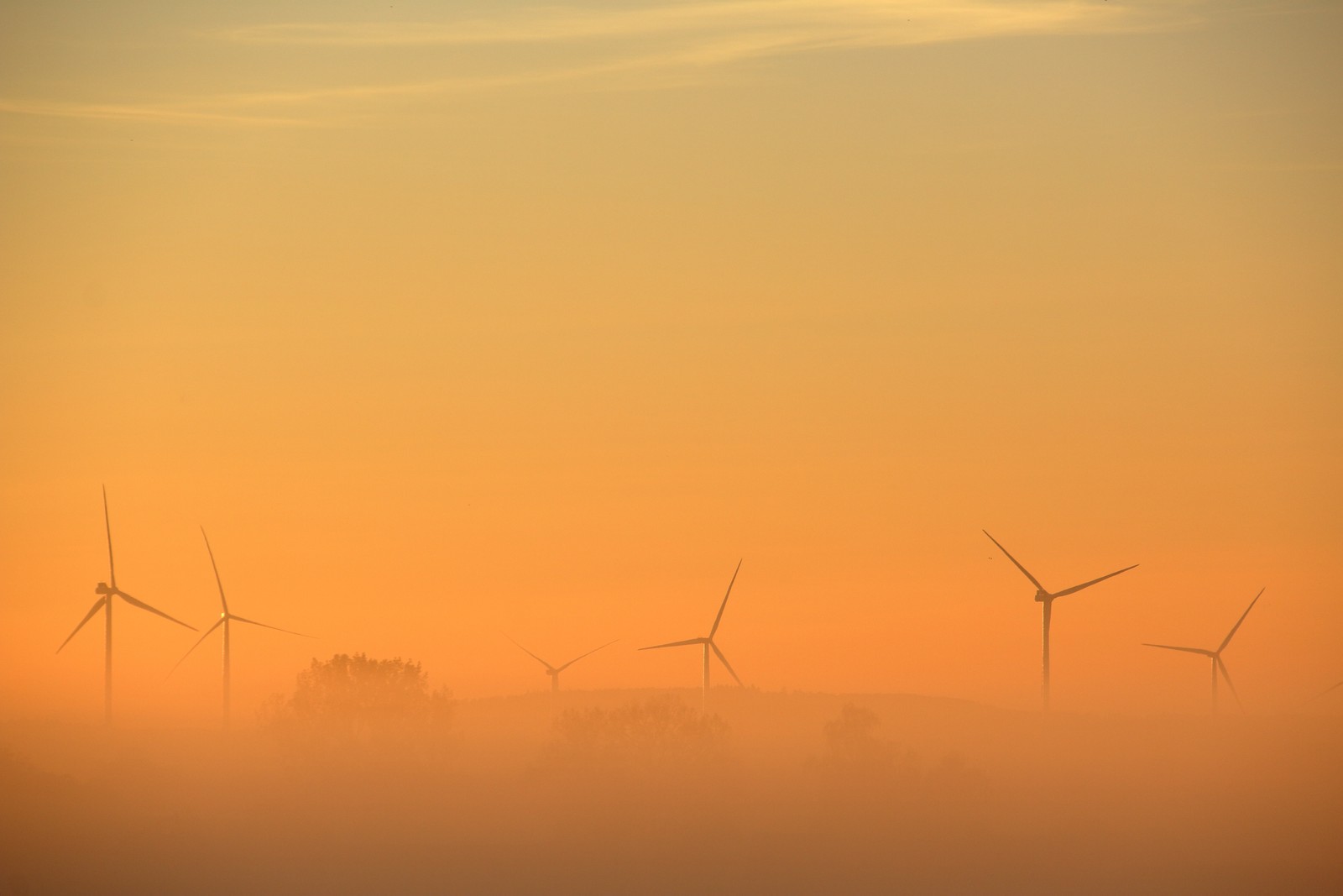 Lade windturbine, windmühle, orange, wind, morgen Hintergrund herunter