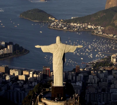 Christus der Erlöser, der auf Rio de Janeiro blickt