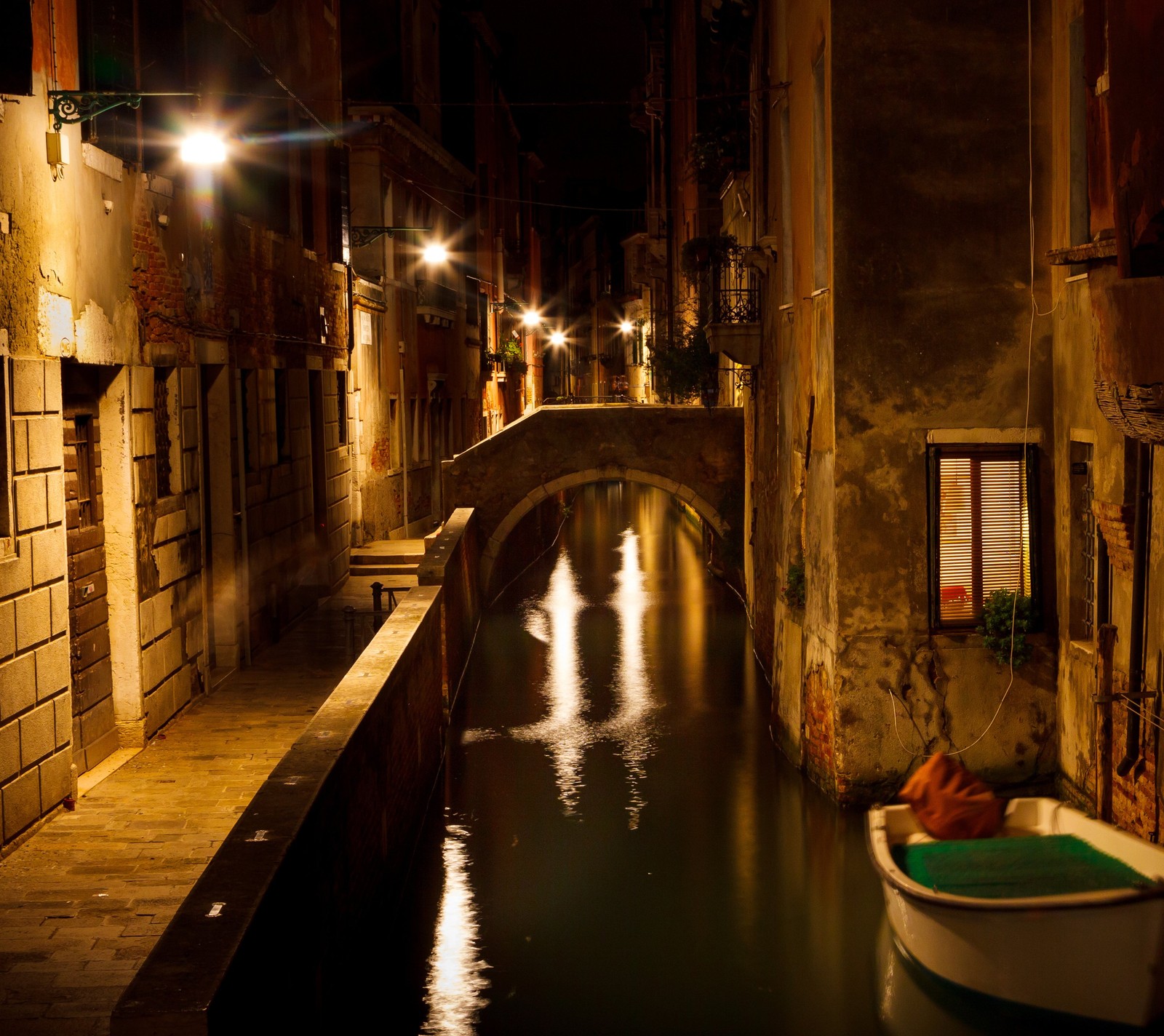 canals, houses, italy, venice Download Wallpaper