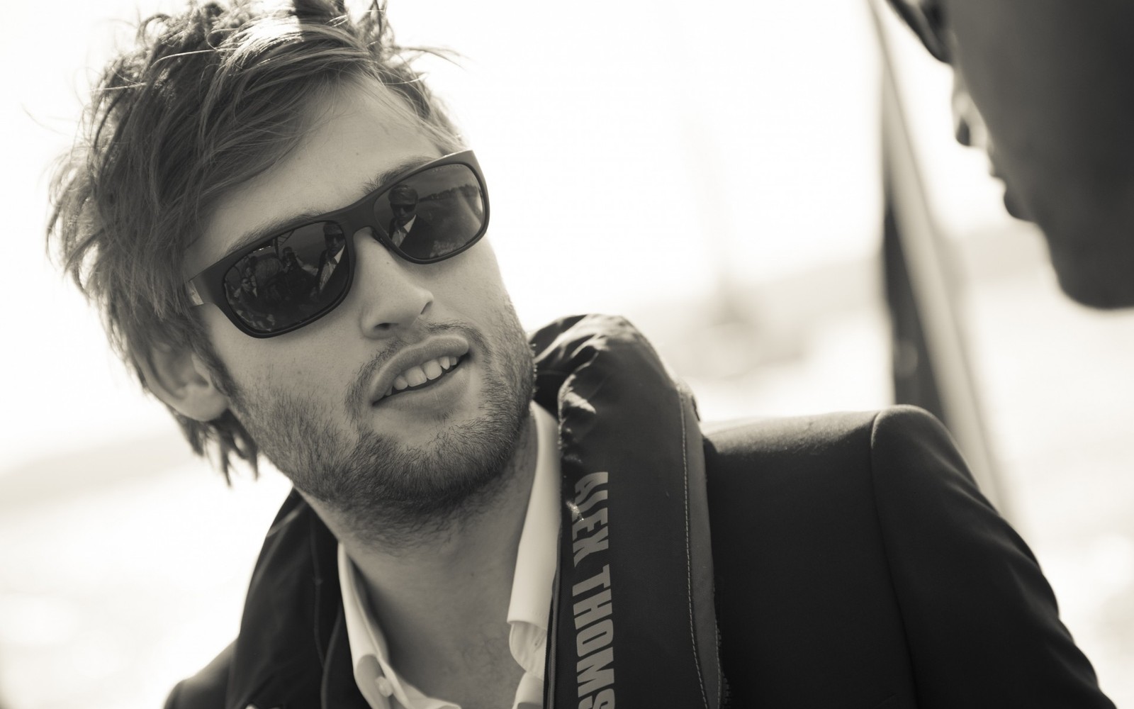 Скачать обои дуглас бут, douglas booth, крутой, усы, растительность на лице