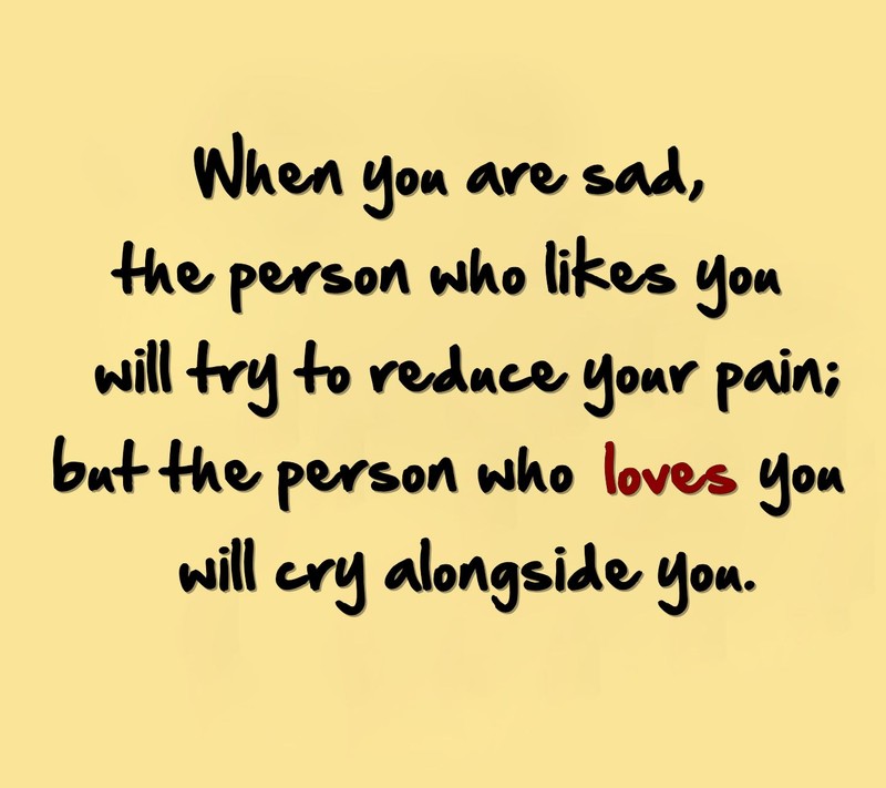 Картина с цитатой, которая говорит: "когда ты грустен, тот, кто тебя любит, постарается" (одинокий, разрыв, чувства, любовь, мисс)