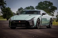 Nissan GT-R50: Удивительный суперкар в ярком мятном цвете