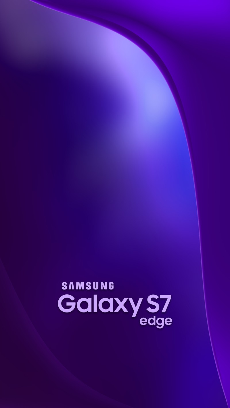 Близкий план фиолетового телефона samsung s7 с изогнутым фоном (абстракция, фиолетовый, s7 edge, samsung)