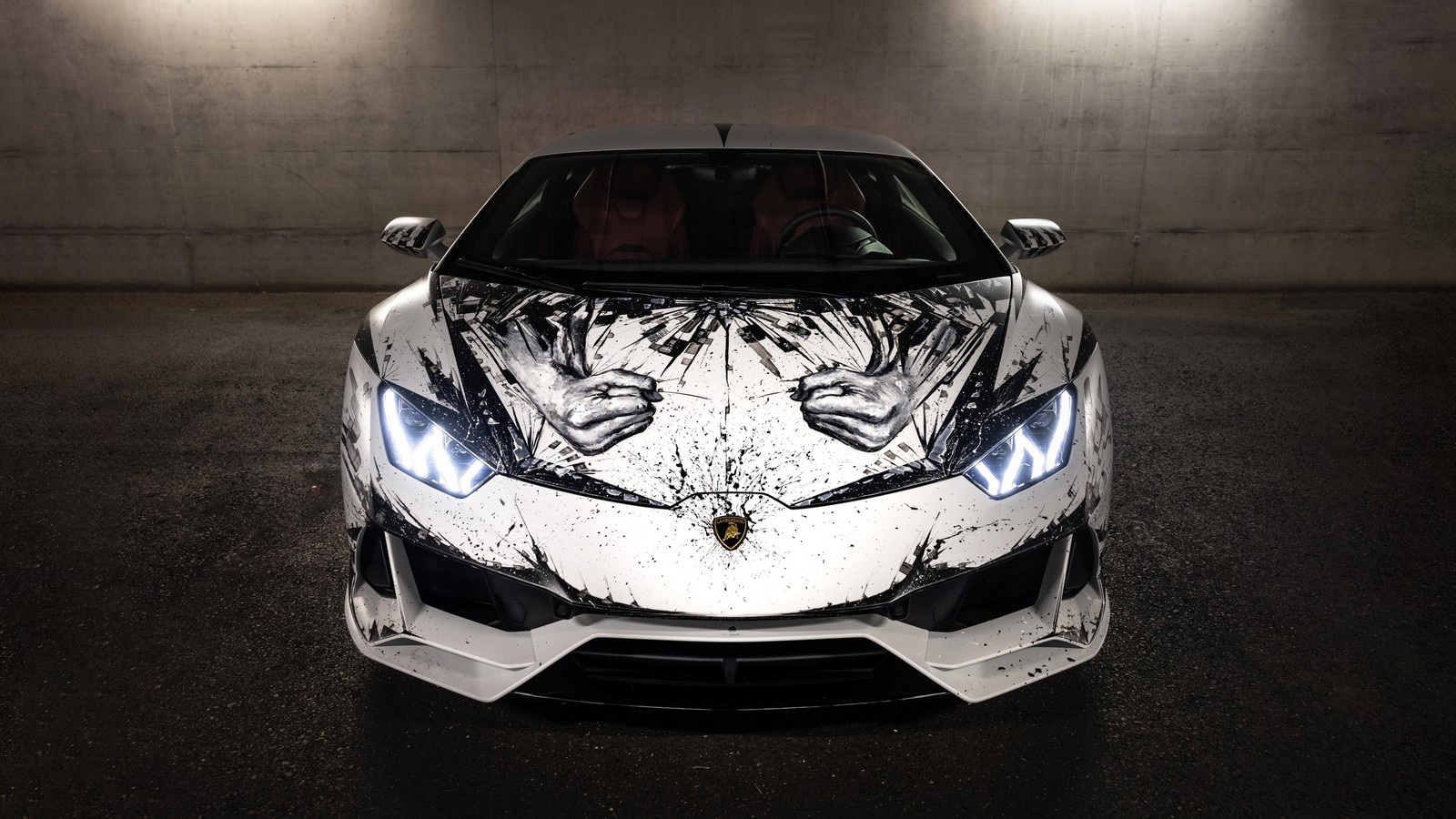 Un primer plano de un coche deportivo blanco con un tigre en el capó (lamborghini huracan evo minotauro por paolo troilo, lamborghini huracan evo minotauro by paolo troilo, 2021, 5k, coches)