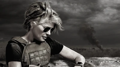 Sarah Connor em uma paisagem pós-apocalíptica - Terminator: Destino Sombrio