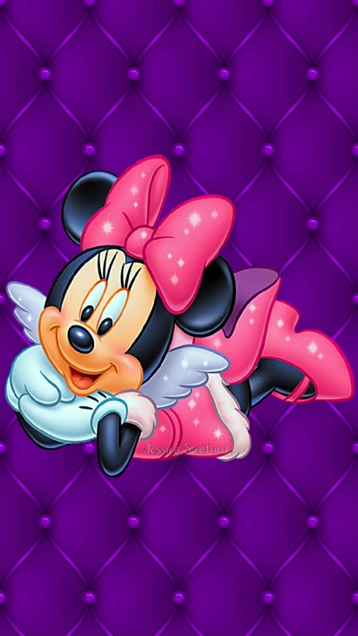 Minnie Mouse en tant qu'ange espiègle avec des ailes, sur un fond violet vibrant.