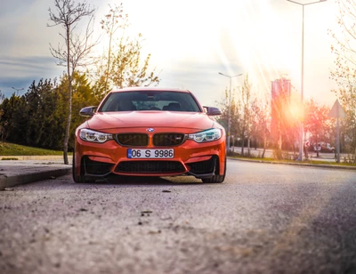 Lebhaftes BMW M3 Projekt in Ankara, Türkei bei Sonnenuntergang