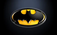 Logo stylisé de Batman en noir et jaune sur un fond sombre.