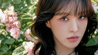 Wendy de Red Velvet entre flores en flor