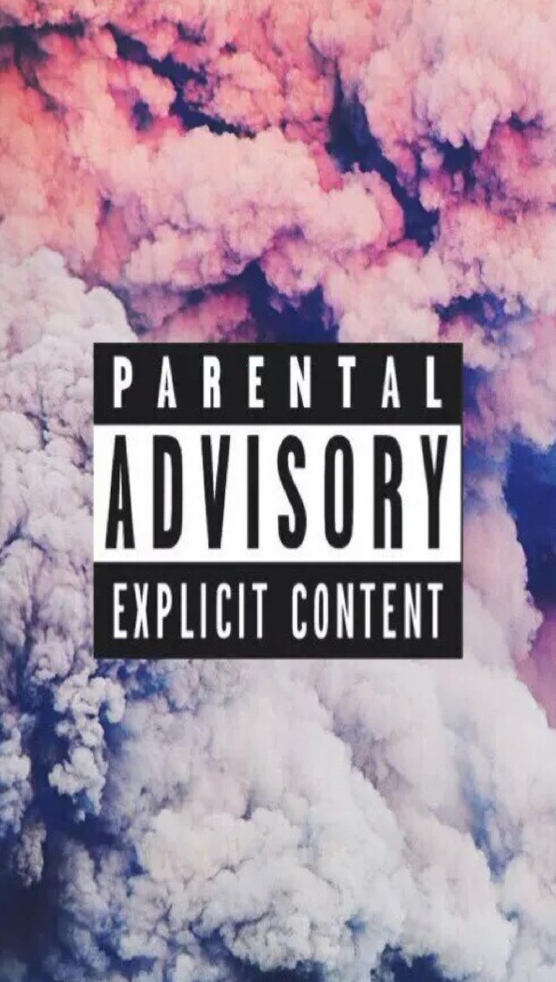 Черно-белая фотография неба, заполненного облаками, с надписью parental advisory explicit content (dfg, gfd)