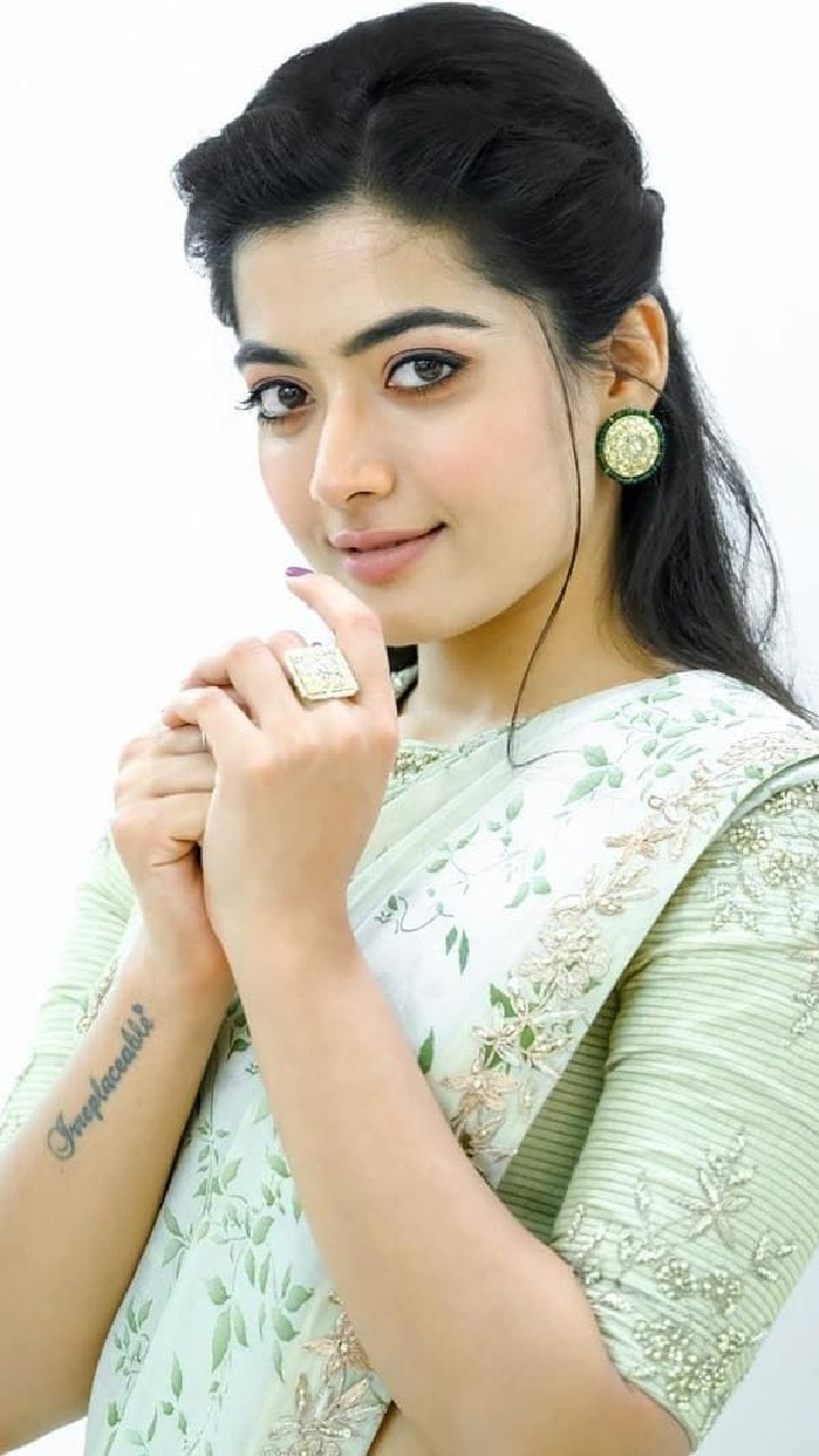 Скачать обои актриса, рашмика, rashmika, белое платье