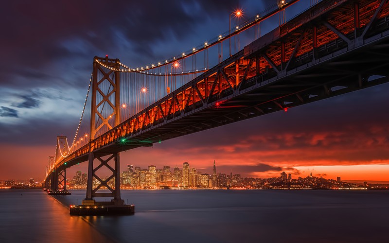 Арабский вид на мост с городом на заднем плане (мост золотые ворота, golden gate bridge, ночной город, сан франциско, городской пейзаж)