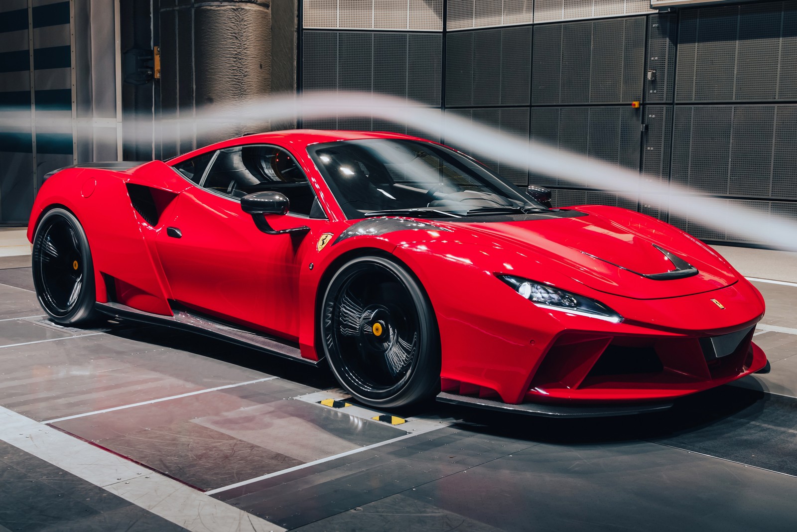 Un coche deportivo rojo estacionado en un garaje con una pistola rociadora (novitec ferrari f8 tributo n largo, coches rojos, 2021, coches deportivos, 5k)