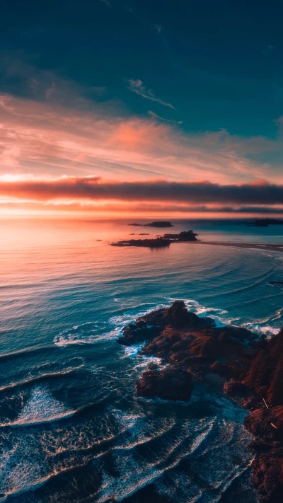 Dreamy Coastal Sunrise Over Tranquil Waves