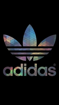 Иридесцентный логотип Adidas с геометрическим узором на черном фоне.