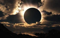 Eclipse solar sobre aguas tranquilas