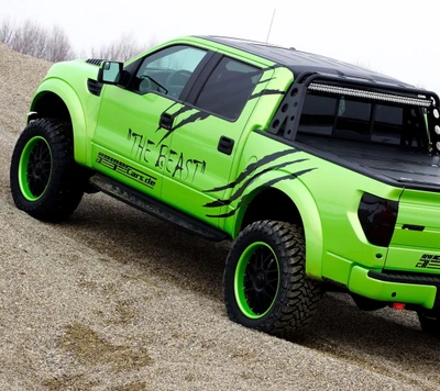 Das Biest: Ein mutiger grüner Entdecker Ford Raptor