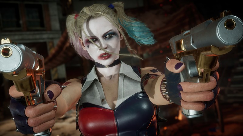 Крупный план человека с двумя пистолетами в комнате (harley quinn, кэсси кейдж, cassie cage, mortal kombat 11, mk11)