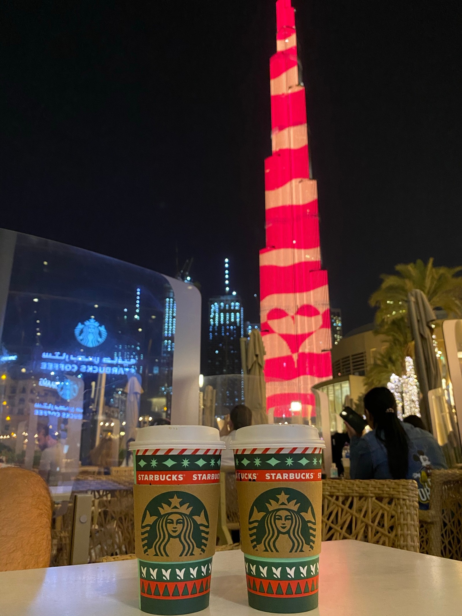 dubai, burj khalifa, night, drinkware, drink wallpaper