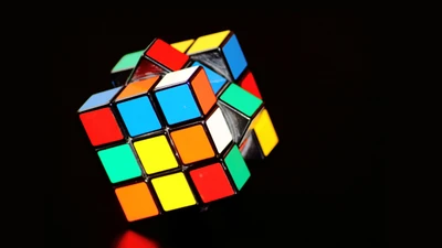 Symétrie bleue électrique : motifs créatifs d'un cube Rubik